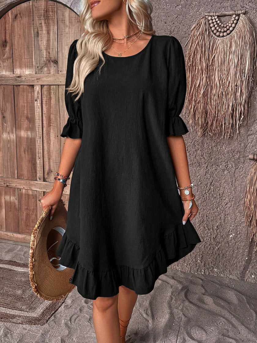 FJØRNA summer dress, casual wedding dress with tummy covering design, lightweight fabric, sleeveless style, ideal for warm occasions.