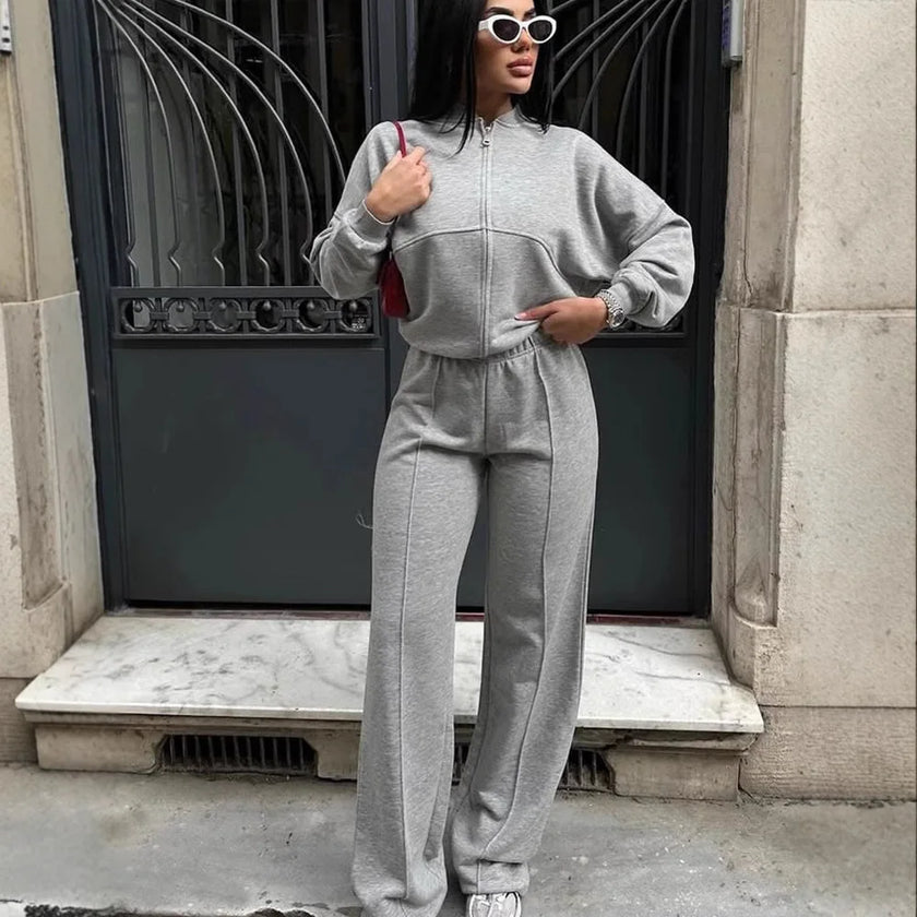 Cozy Tracksuit Set for Women 1