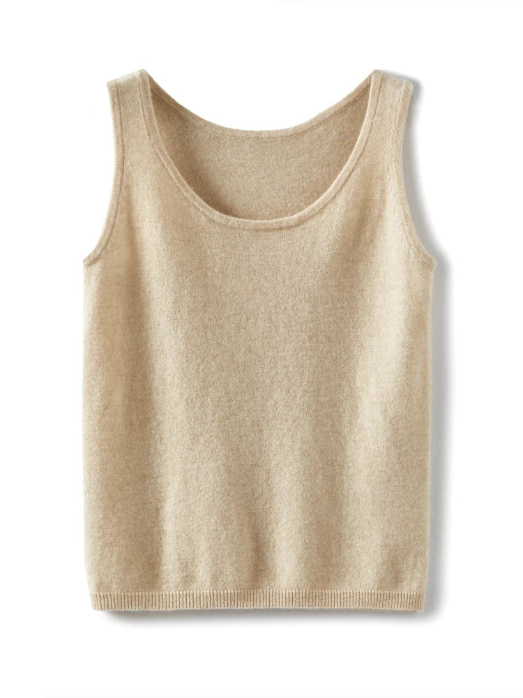 FJØRNA women's cashmere top featuring soft, luxurious knit fabric and a stylish, fitted design.