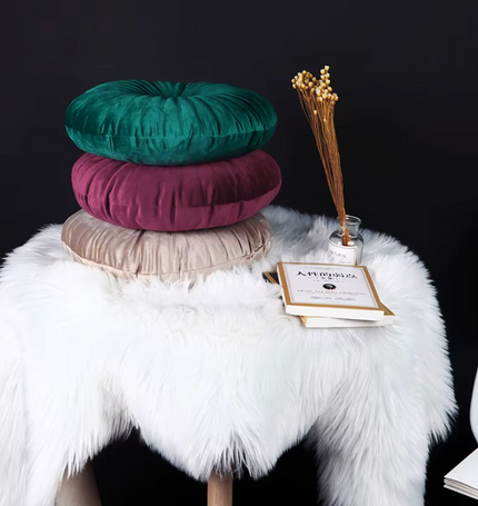 Fjorna | Opulent Velvet Throw Pillow