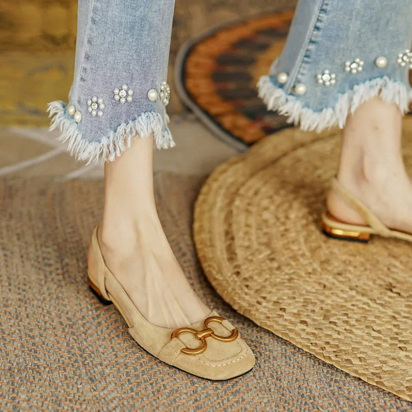 FJØRNA Cecilia™ orthopedic sandals with cushioned straps and supportive sole, shown in a natural beige color.