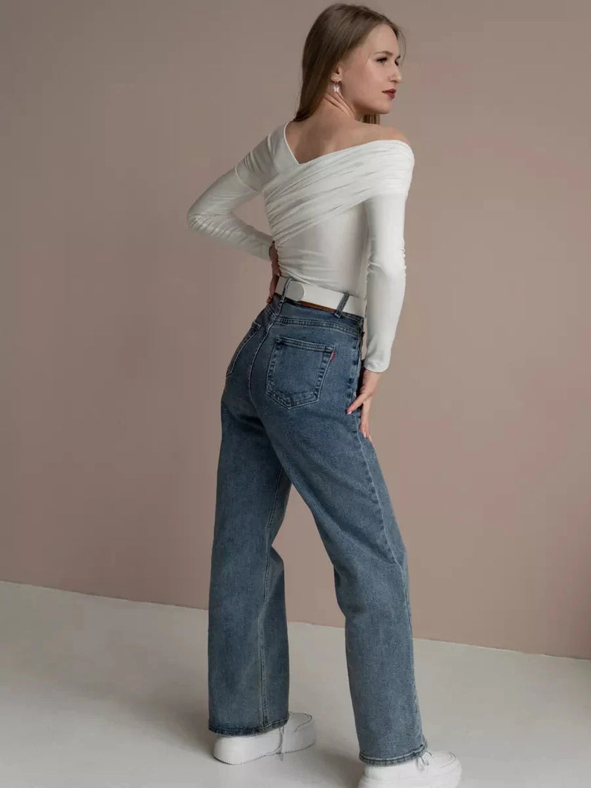 FJØRNA women's off-shoulder cotton top featuring a stylish, casual design with short sleeves and a relaxed fit.