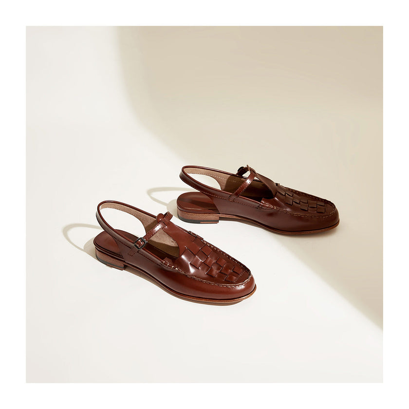 FJØRNA Italian leather slingback sandals for women with woven summer design, featuring stylish open heel and ankle strap.
