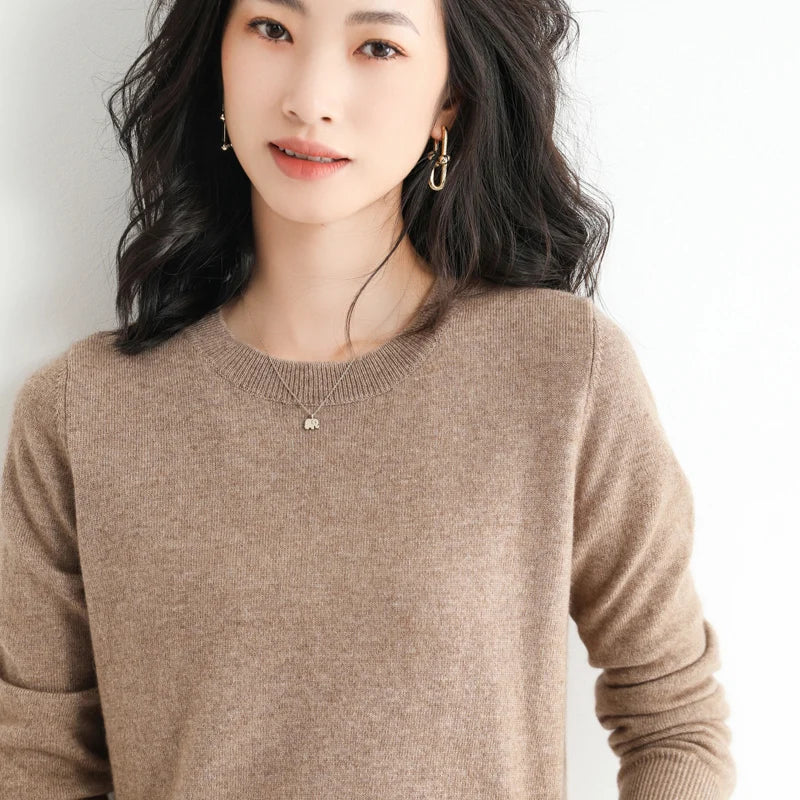 Alex – Crew Neck Women’s Classic Sweater | Soft Merino Wool 3