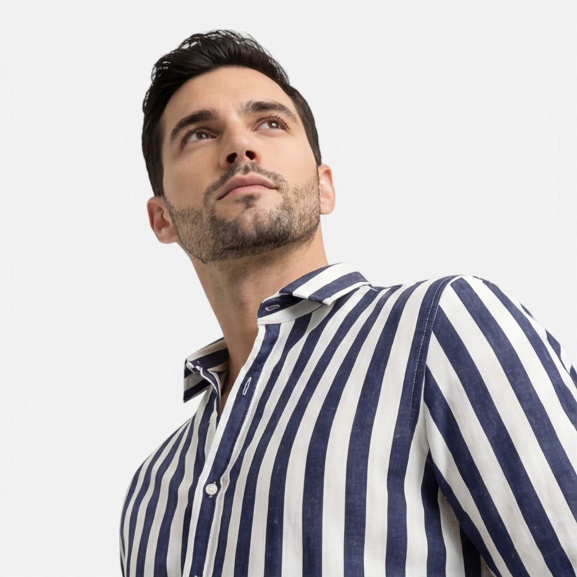 Men's FJØRNA striped cotton shirt with breathable fabric, slim fit, and classic style, featuring a stylish striped pattern.