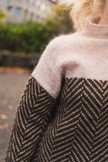 Eireann | Cashmere Turtleneck Sweater, Luxuriously Soft Design
