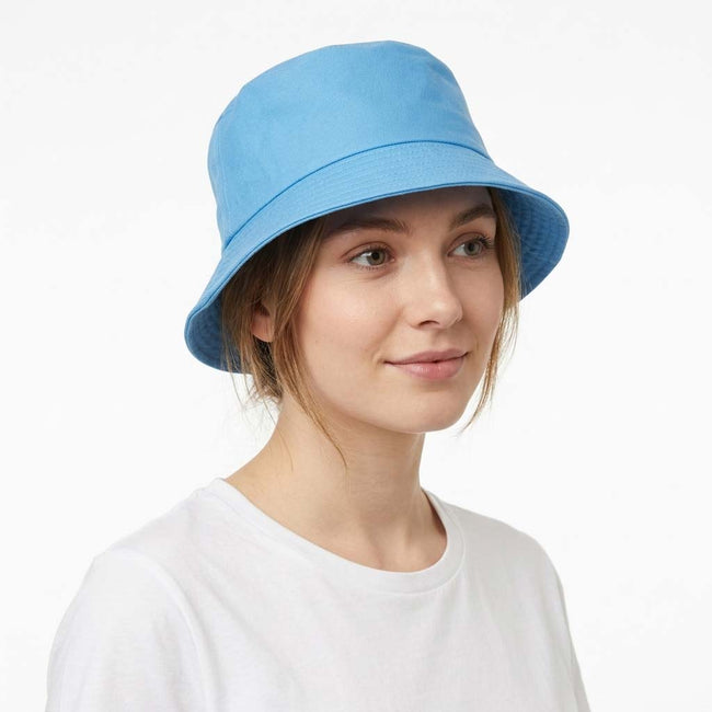 Unisex minimalist bucket hat by FJØRNA featuring a stitched brim and simple, stylish design for casual wear.