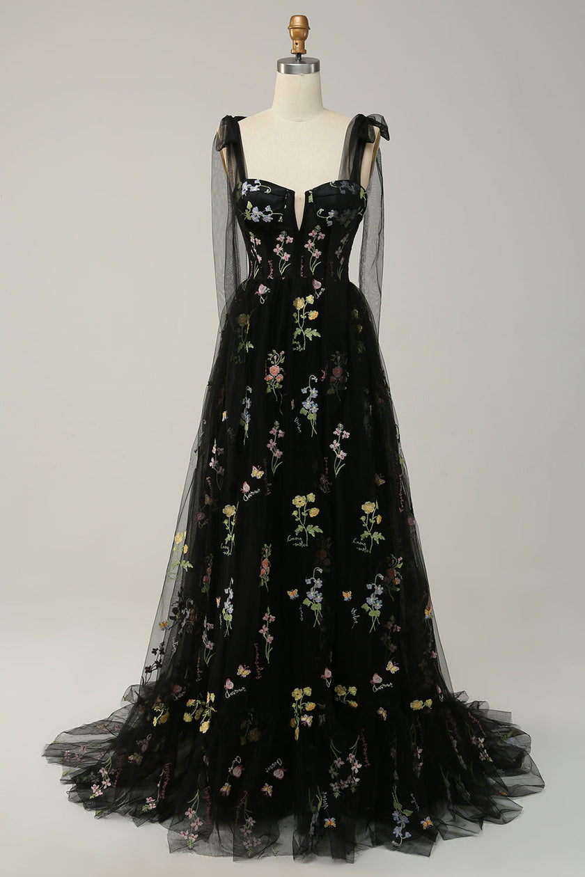 FJØRNA Macy trendy black tulle A-line evening dress with a fitted bodice and flowing skirt, perfect for formal occasions.