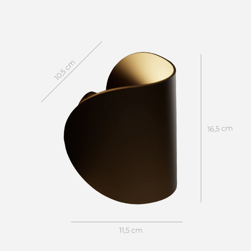 Fjorna | Twisted LED Wall Light