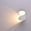 Fjørna Twist LED Vegglampe – Dimmbar og Moderne Veggbelysning i Sort - FJØRNA