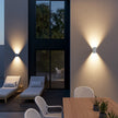 Fjørna Twist LED Vegglampe – Dimmbar og Moderne Veggbelysning i Sort - FJØRNA
