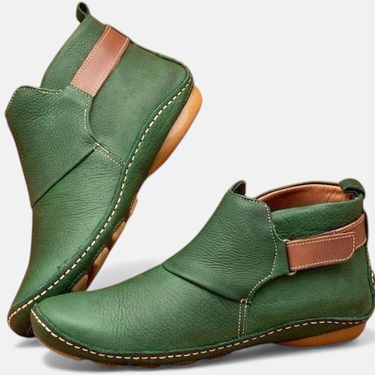Elsa™ FJØRNA orthopaedic ankle boots in city-flair style, featuring supportive design and stylish black leather finish.