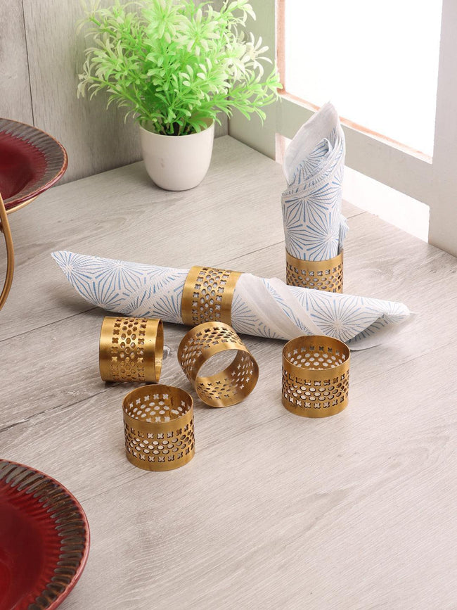 Gruber – Modern Engraved Napkin Ring Set (6-Piece)