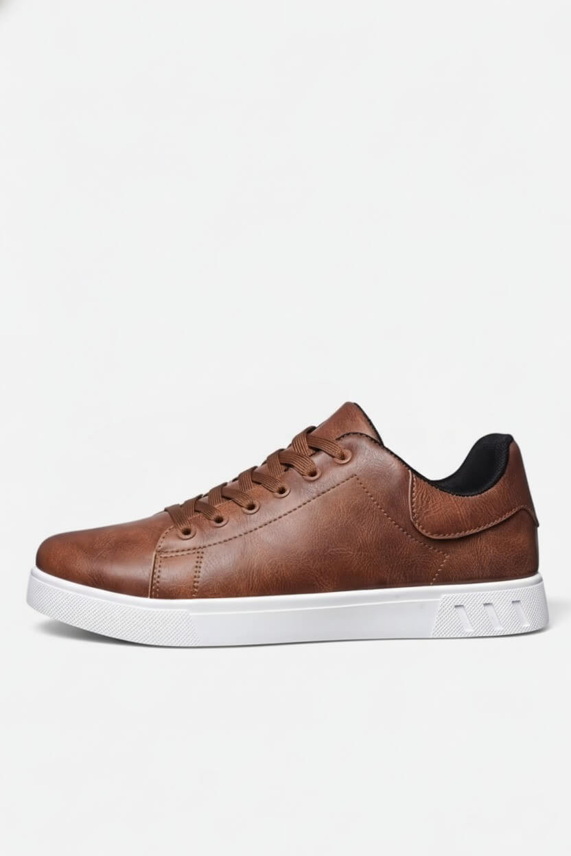 FJØRNA men's casual lace-up trainers with PU upper, providing everyday comfort and stylish shoe design.