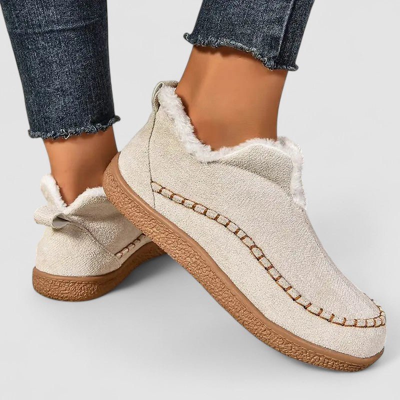 FJØRNA DORRY orthopedic boots FB-0057 with supportive design and sturdy construction for comfortable foot support.