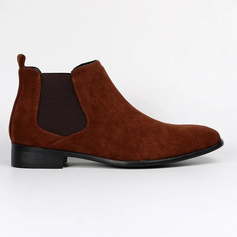Casual Black Chelsea Boots - 9