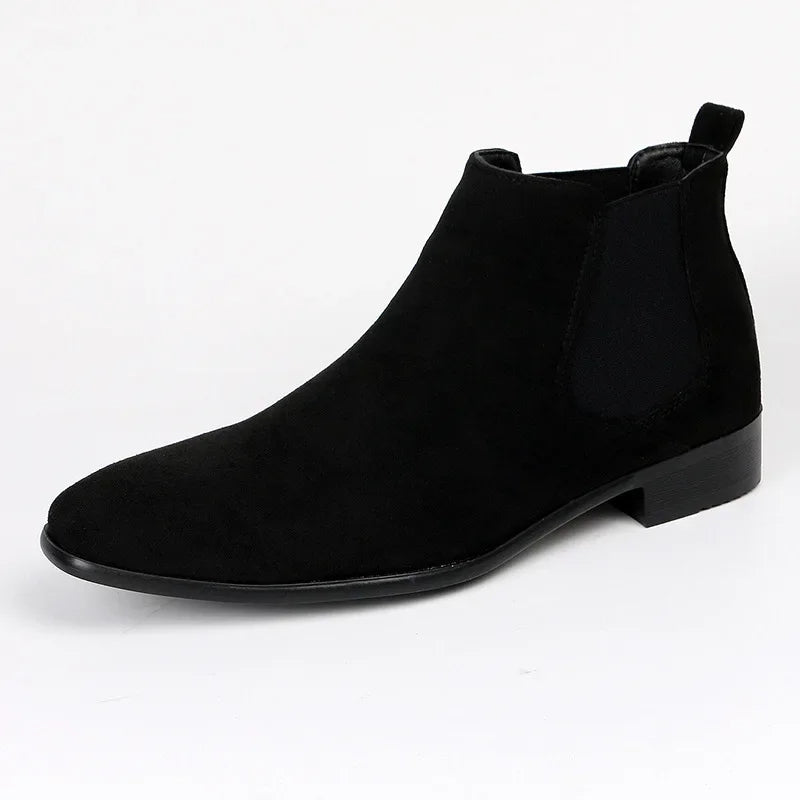 Casual Black Chelsea Boots - 7