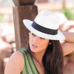 FJØRNA Carolous men's white handcrafted classic Panama hat with a wide brim and elegant design, size 56-58cm.