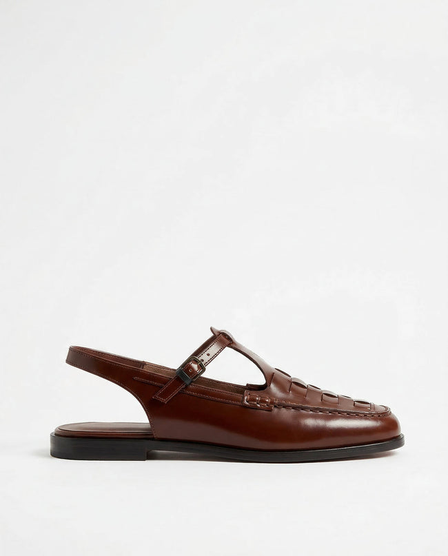 FJØRNA women's Italian leather slingback sandals with woven design, perfect for summer, on a white background.