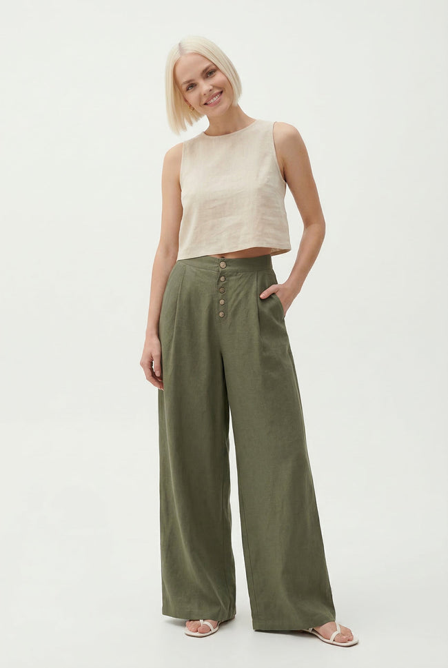 Women’s knit wide-leg trousers with elastic waist, stylish FJØRNA pants perfect for casual or chic outfits.
