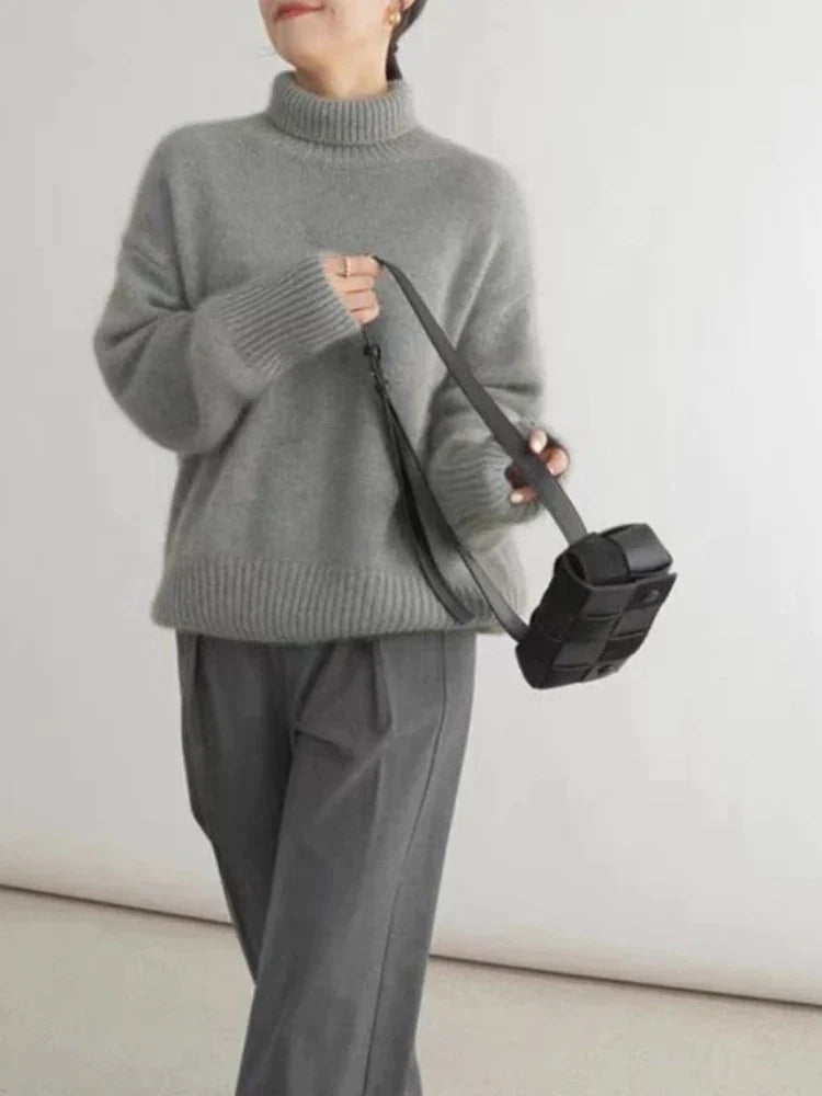 Kaia | Roll-Neck Cashmere Turtleneck