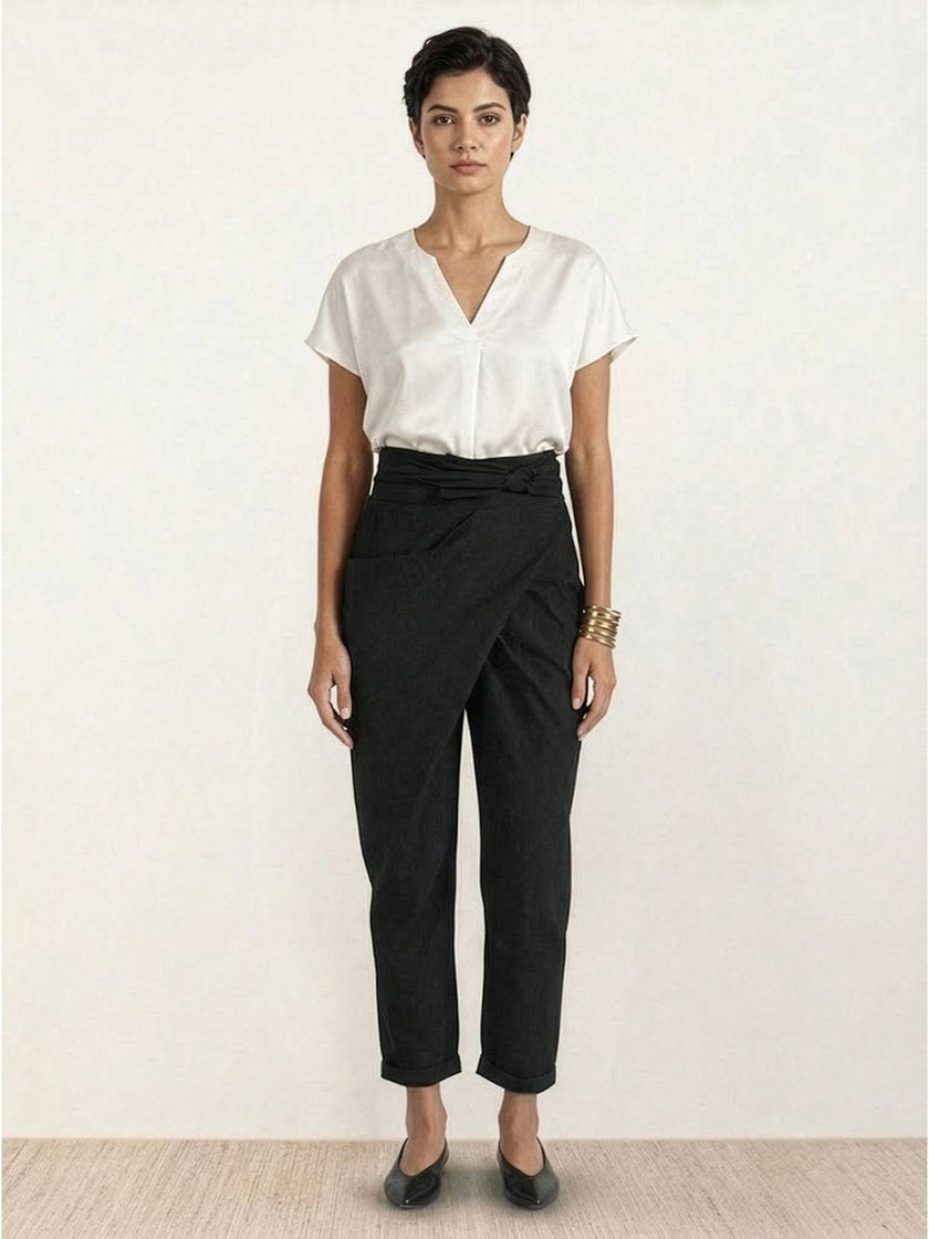 FJØRNA lightweight summer women’s high-waist wide-leg trousers with pockets, stylish and comfortable for warm weather.
