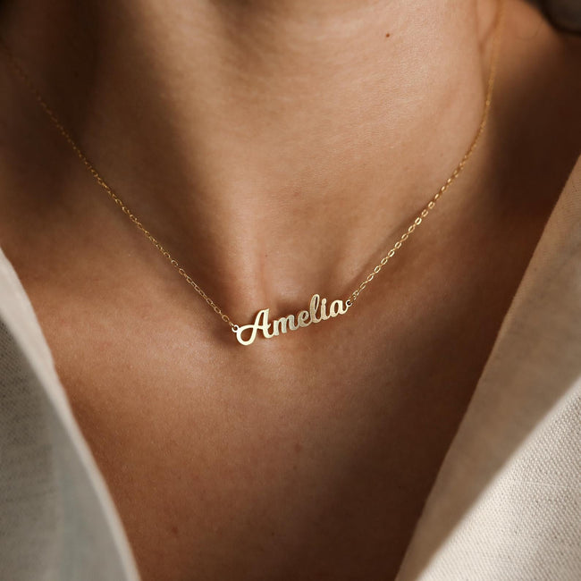 Mia – Women’s Silver Necklace | Personalized Charm for Girlfriend 1