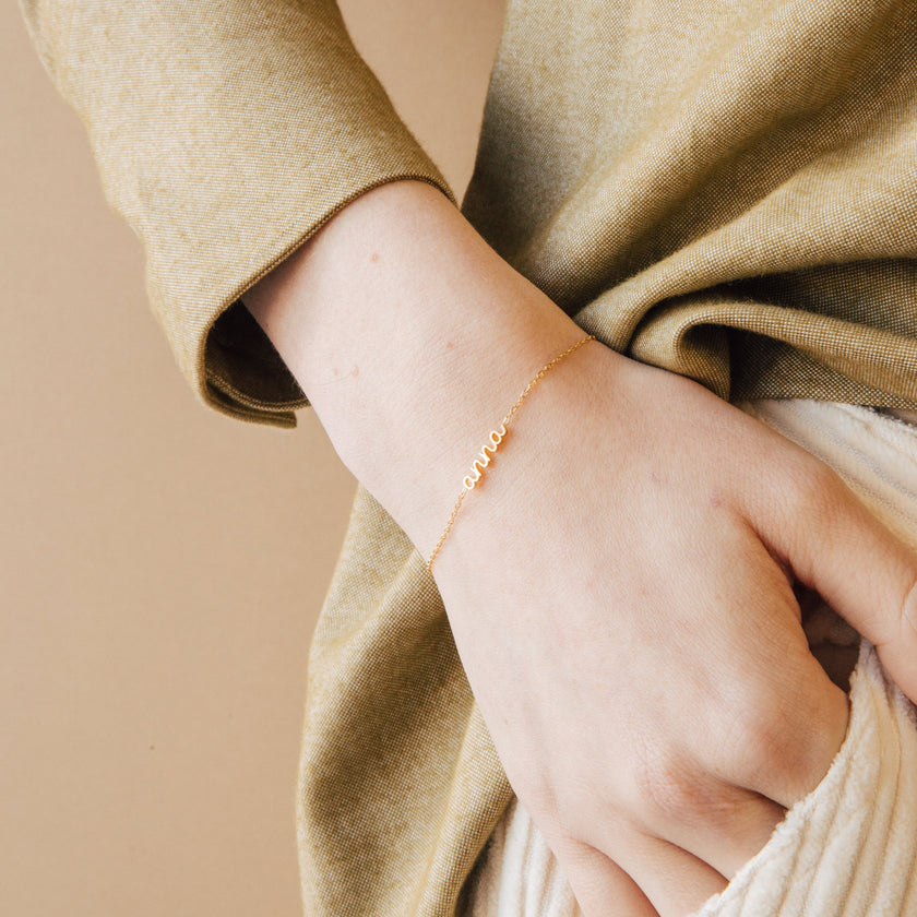 Mia – Women’s Dainty Name Bracelet | Minimalist Charm 3
