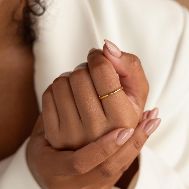 Elise | Minimal Engraved Name Ring in Gold or Silver