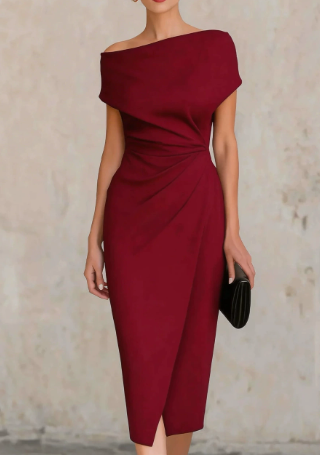 FJØRNA black asymmetric one-shoulder midi dress, stylish cocktail dress with a sleek design and elegant fit, displayed on a mannequin.