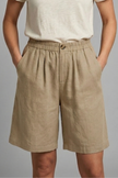 FJØRNA Juniper women's relaxed fit shorts with elastic waist, casual and comfortable for everyday wear.