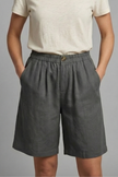 FJØRNA Juniper women's relaxed fit shorts with elastic waistband, lightweight and comfortable for casual wear.
