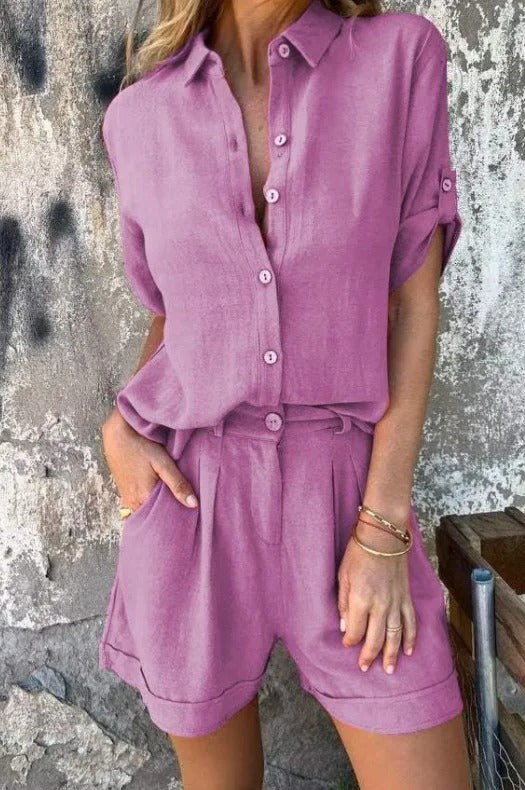 FJØRNA Jamie™ lightweight shorts and top suit displayed on a model, featuring casual fit and breathable fabric.