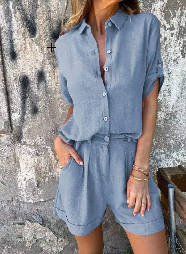 FJØRNA Jamie™ lightweight shorts and top suit set, casual summer clothing, shown in natural fabric and relaxed fit.