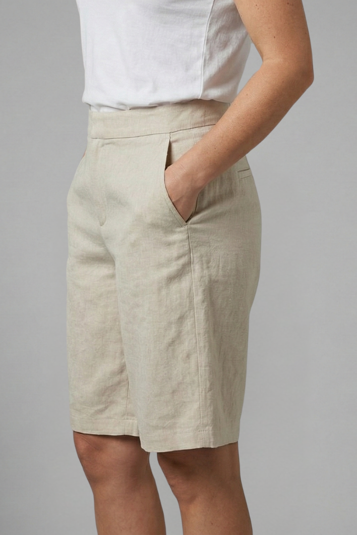 FJØRNA lightweight high-waist summer shorts for women with drawstring and pockets, knee-length design, casual style.