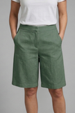FJØRNA women's high-waisted summer shorts with knee length, drawstring waist, and side pockets, suitable for casual wear.