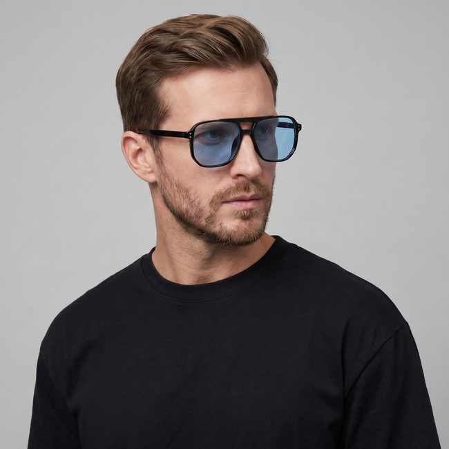 Men's FJØRNA square sunglasses in one size, featuring a sleek black frame and dark tinted lenses.