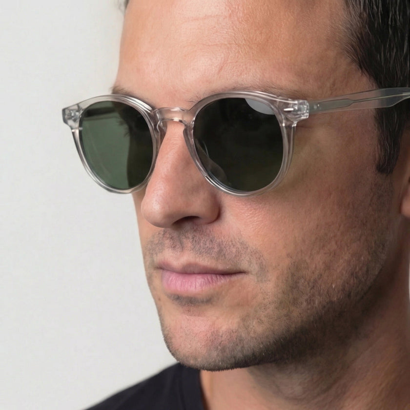 Men's polarized FJØRNA sunglasses with glare-reducing lenses, suitable for outdoor activities, shown on a white background.